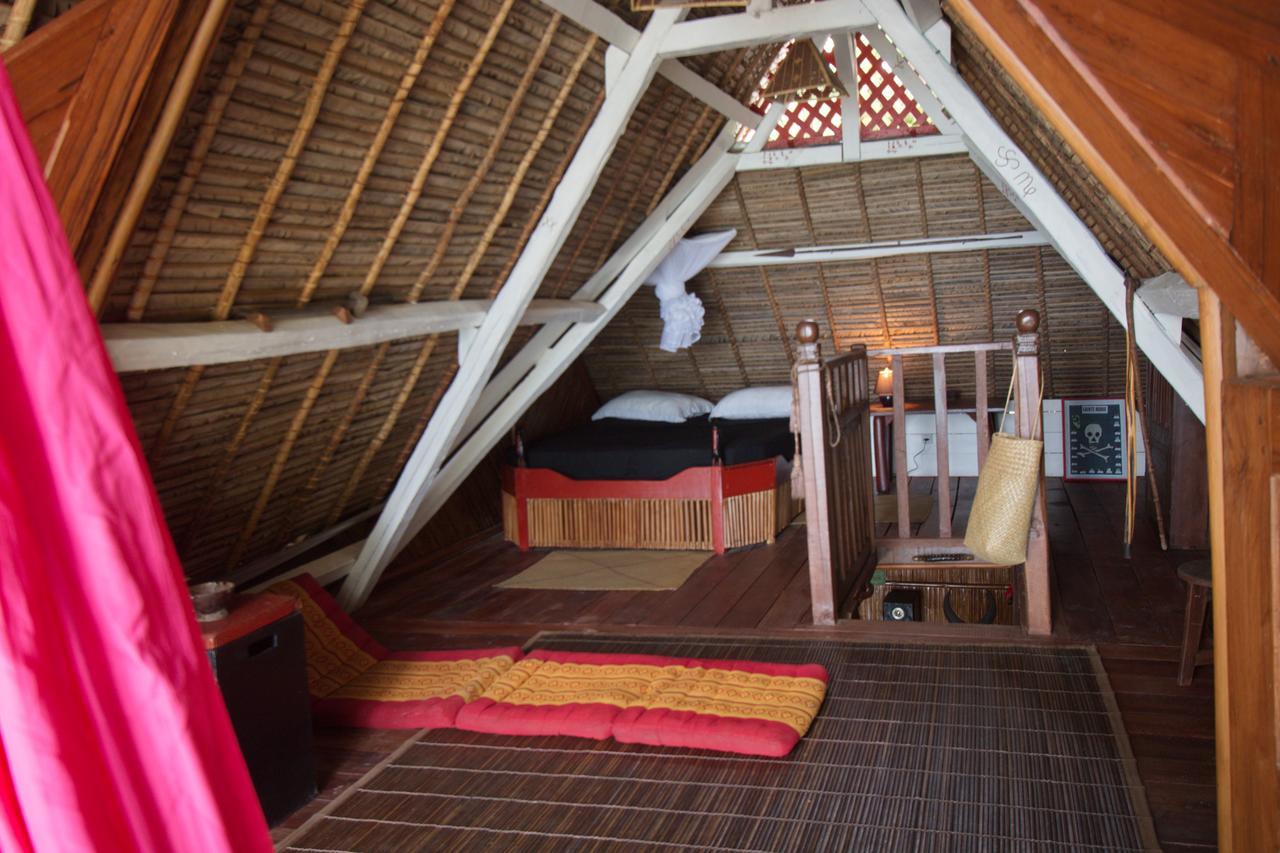 Analatsara Eco Lodge Ile aux Nattes ภายนอก รูปภาพ